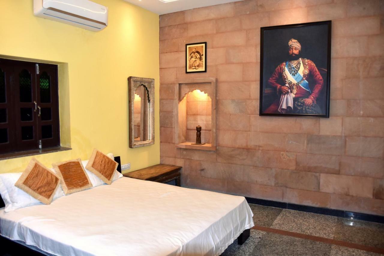 Jodhpur Palace Guest House Buitenkant foto